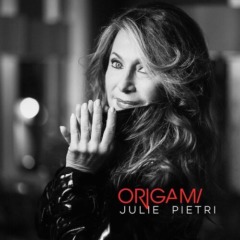 Julie Piétri - Origami